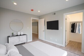 3426 West 1st St in Los Angeles, CA - Foto de edificio - Building Photo