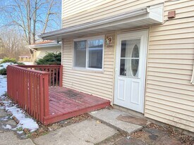 6996 Fillmore Dr in Merrillville, IN - Building Photo