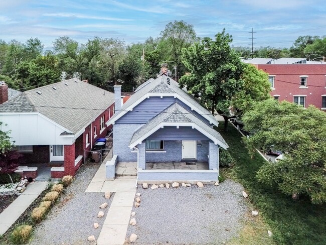 property at 722 S 700 E