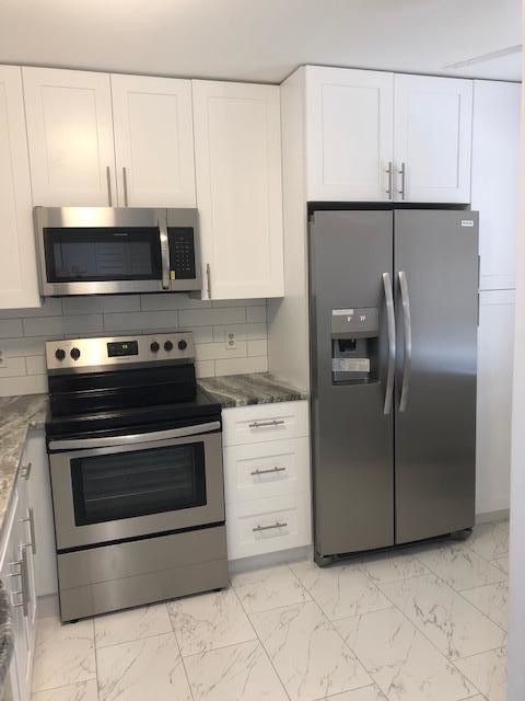 6865 Huntington Ln-Unit -304 in Delray Beach, FL - Foto de edificio - Building Photo