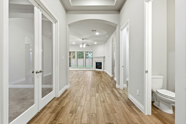 property at 6927 Pondhawk Dr