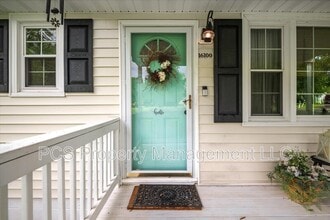 16100 Gary Ave in Chester, VA - Building Photo - Building Photo