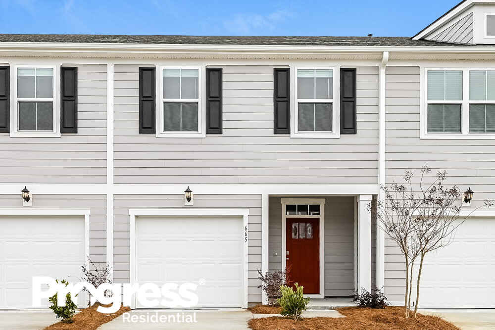 665 Trotters Ln, Unit 2 in Moncks Corner, SC - Foto de edificio