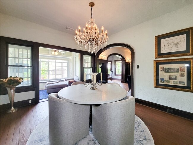 property at 3702 Audubon Pl