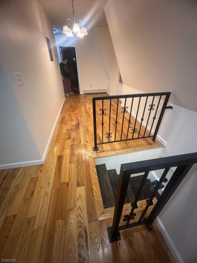 192 Fairview Ave in Jersey City, NJ - Building Photo - Building Photo