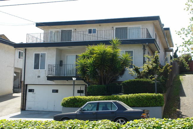 5306 Bayview in Richmond, CA - Building Photo - Building Photo