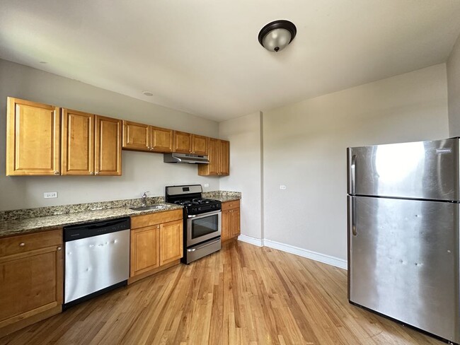 1318 Oak Ave in Evanston, IL - Building Photo - Building Photo