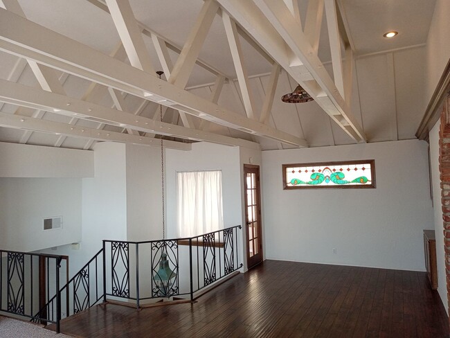 1276 Brunswick Ln in Ventura, CA - Building Photo - Building Photo