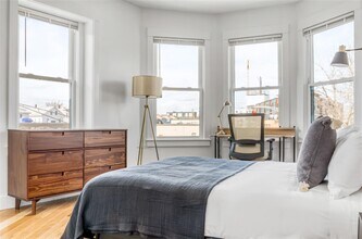 395 Columbia St, Unit 3 in Cambridge, MA - Building Photo - Building Photo