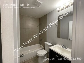 109 Harbor Dr in Oswego, IL - Building Photo - Building Photo