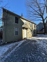 26 Andrew St in Cambridge, MA - Building Photo