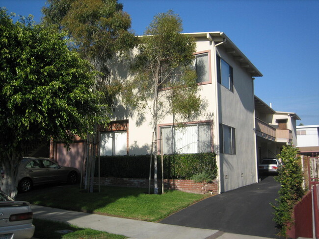 1326 S Carmelina Ave in Los Angeles, CA - Building Photo - Primary Photo