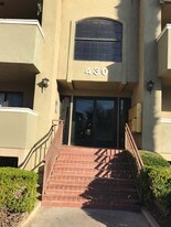 430 N Chester Ave in Pasadena, CA - Building Photo