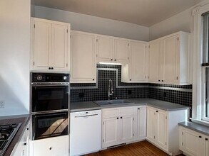 462 Holly Ave in St. Paul, MN - Building Photo - Building Photo