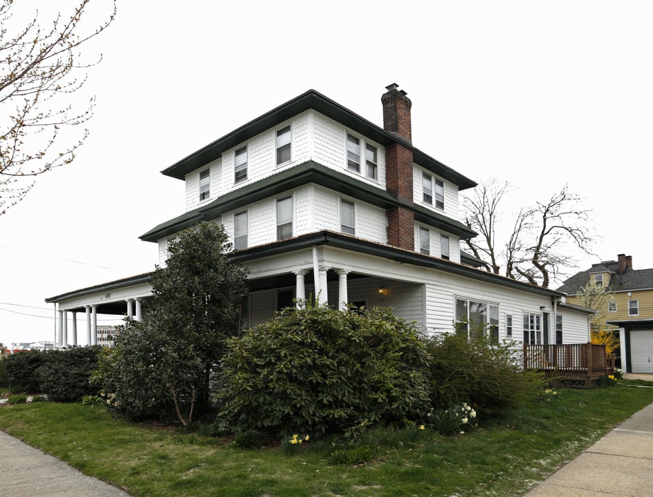 400 Asbury Ave in Asbury Park, NJ - Building Photo