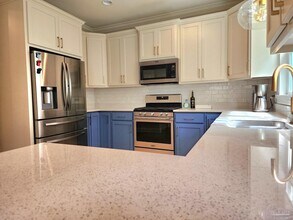 860 Van Kirk Ave in Pensacola, FL - Building Photo - Building Photo