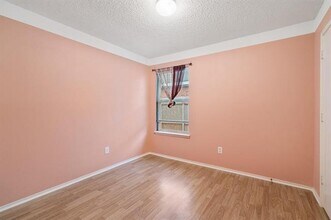 909 Simi Dr in Arlington, TX - Building Photo - Building Photo