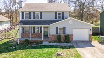 4400 Northgate Dr in Knoxville, TN - Building Photo