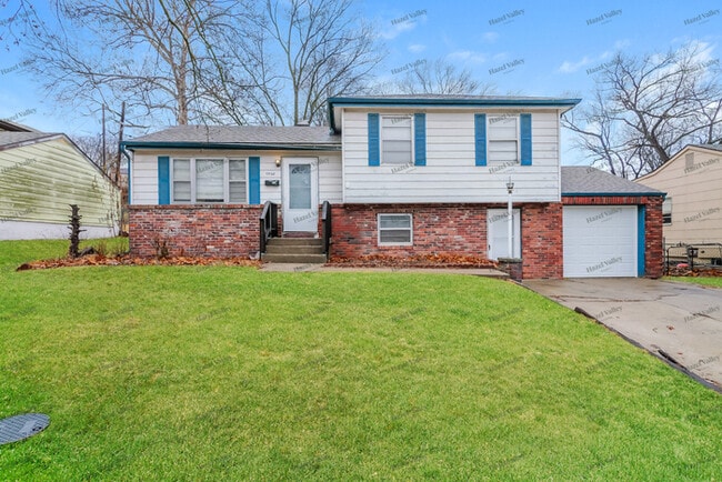 property at 7920 NE San Rafael Dr