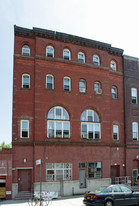 28-30 Maujer St in Brooklyn, NY - Building Photo