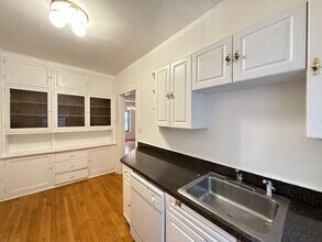 1030 Dempster St in Chicago, IL - Building Photo - Building Photo