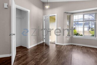 1120 S 90th St Ct in Tacoma, WA - Building Photo - Building Photo