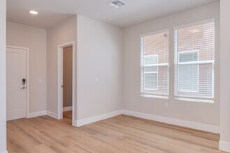 Summerwell Peoria Place in Peoria, AZ - Foto de edificio - Interior Photo