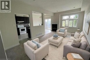 45 Olivia Pl in Hamilton, ON - Building Photo