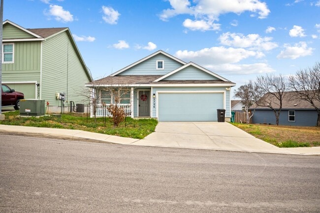 5706 Elm Valley Dr in San Antonio, TX - Building Photo - Building Photo