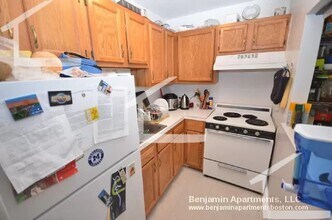 41 Lancaster Terrace in Brookline, MA - Building Photo - Building Photo
