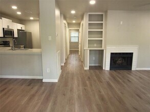 31 Sawmill Grove Ln in Spring, TX - Building Photo - Building Photo