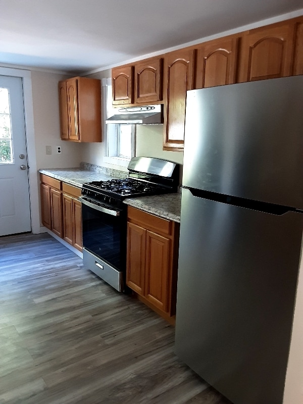 property at 1048 E Main St