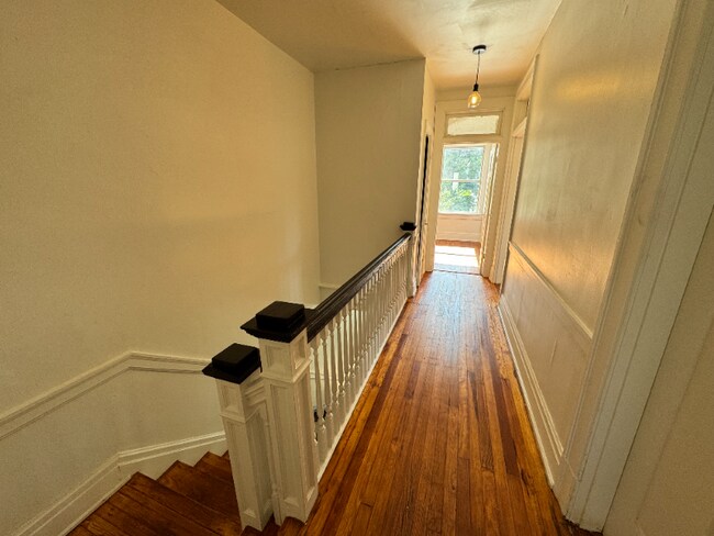 834 Rivermont Ave, Unit 834 in Lynchburg, VA - Foto de edificio - Building Photo