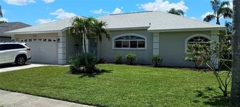 2877 56th Ave Cir E in Bradenton, FL - Building Photo