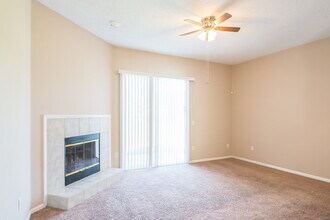 10332 Marsh Hawk Dr in Jacksonville, FL - Building Photo - Building Photo