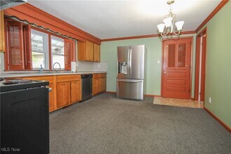 734 Bond Ave in Barnesville, OH - Building Photo - Building Photo