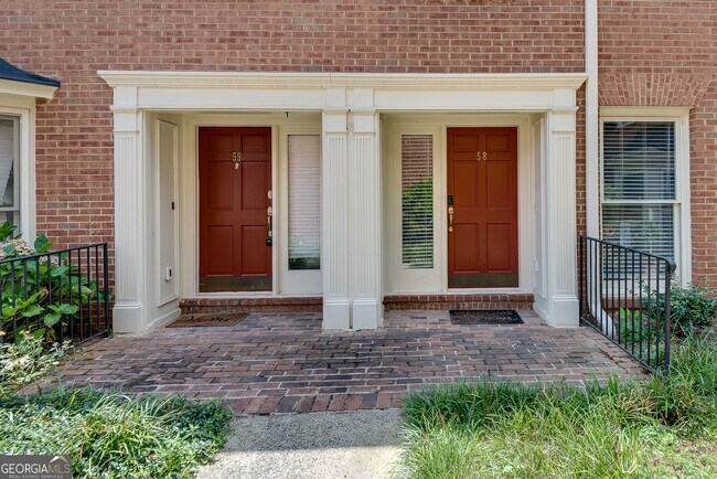 58 Mt Vernon Cir in Dunwoody, GA - Building Photo - Building Photo