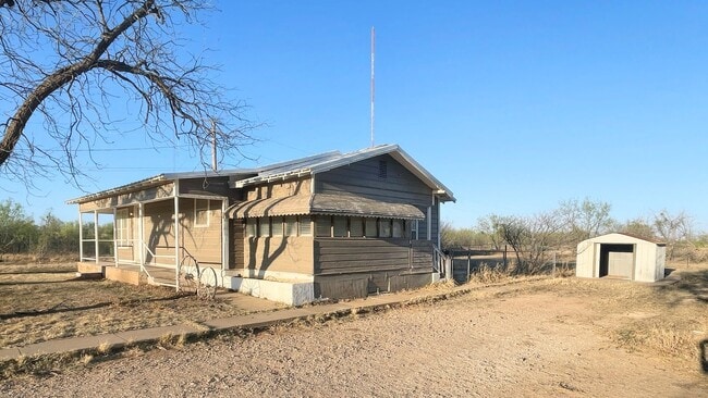 property at 1902 Ksny Dr