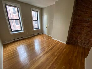 30 Isabella St, Unit 3 in Boston, MA - Building Photo - Building Photo