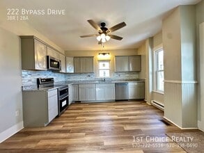 222 Bypass Dr in Jersey Shore, PA - Building Photo - Building Photo