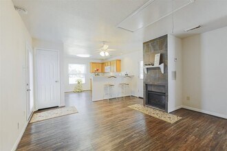 4610 Joyce Blvd in Houston, TX - Building Photo - Building Photo