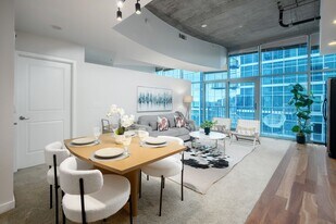 1700 Bassett St in Denver, CO - Building Photo