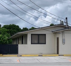 527 E 21st St in Hialeah, FL - Building Photo - Primary Photo