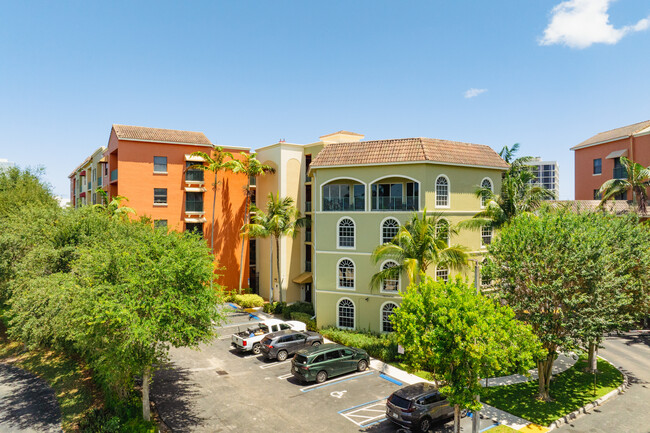 Park Place Condominiums in West Palm Beach, FL - Building Photo - Building Photo