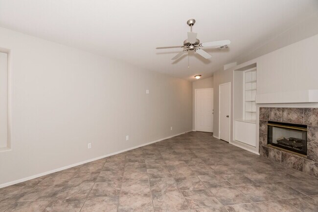 2118 Marathon Keys Ave in North Las Vegas, NV - Building Photo - Building Photo
