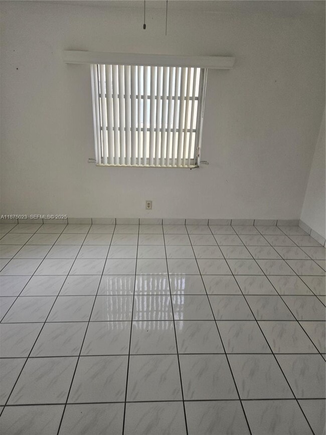 property at 1708 Plunkett St