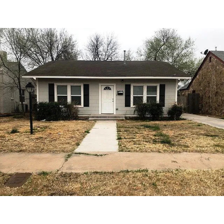 2209 24th St in Lubbock, TX - Building Photo