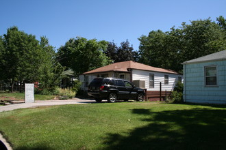 5054 S Alcott St in Denver, CO - Foto de edificio - Building Photo