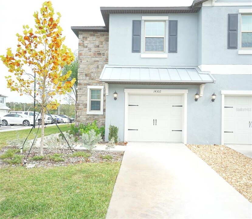 14302 Editors Note St in Sun City Center, FL - Building Photo