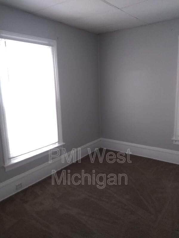 824 Nagold St NW in Grand Rapids, MI - Building Photo - Building Photo